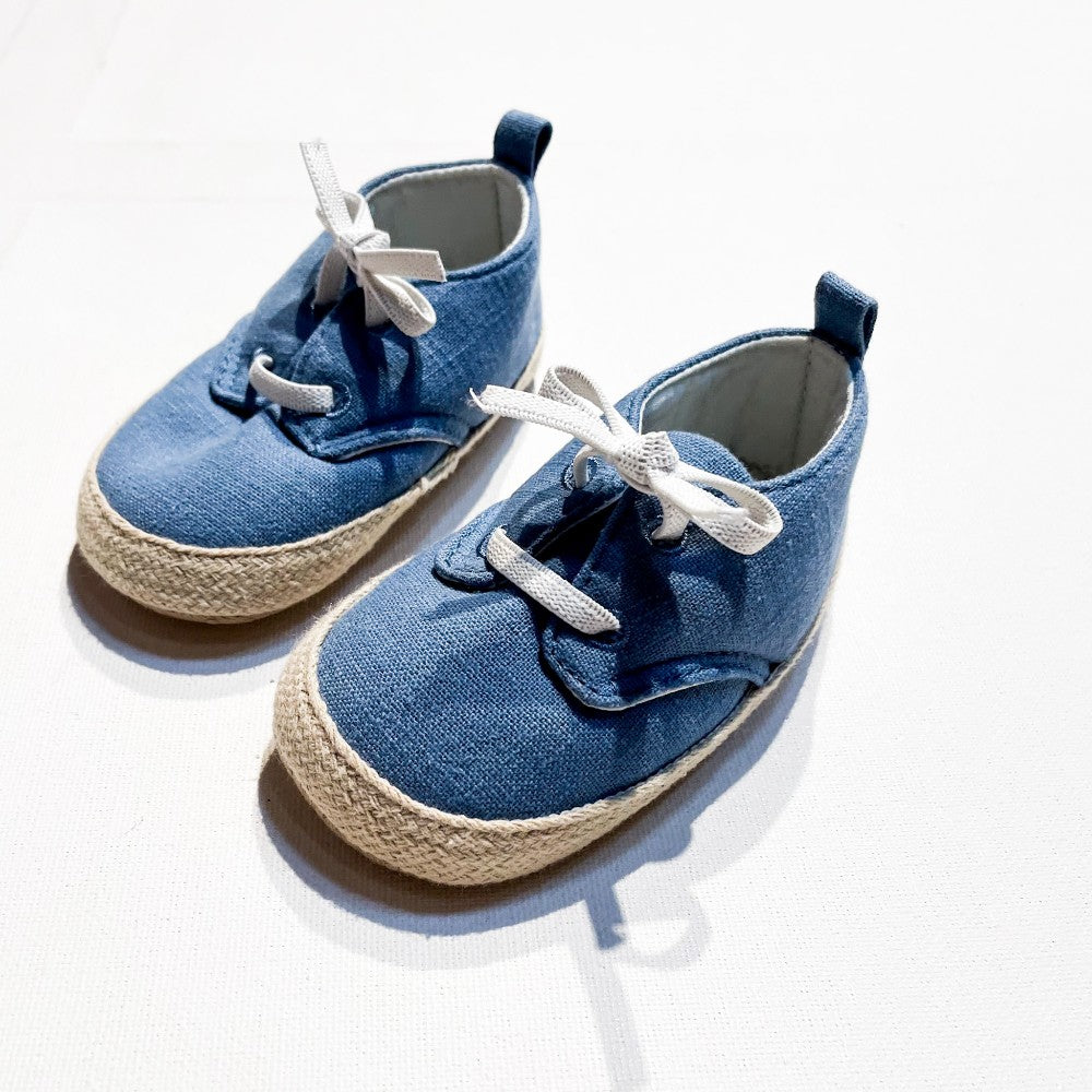 Carters Shoes 6-9M|183939