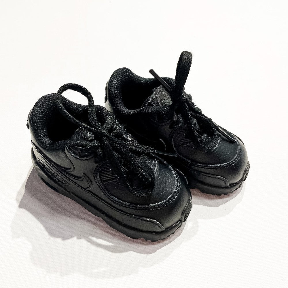 Nikes 4|232864
