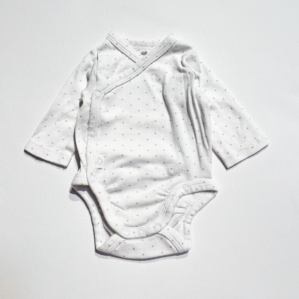 H&M Onesie 0-1M|188807