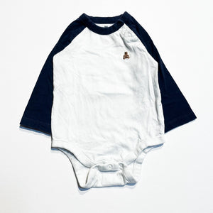 Gap Onesie 6-12M|186897