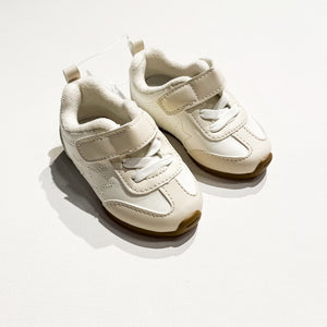 Gap SHoes 4 **New With Tags|206127