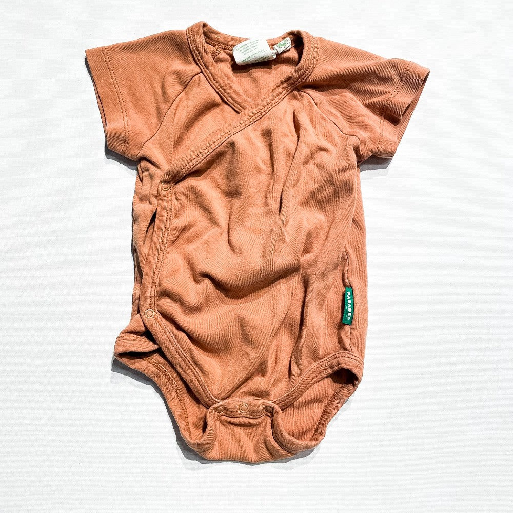 Parade Onesie 6-12M|221116