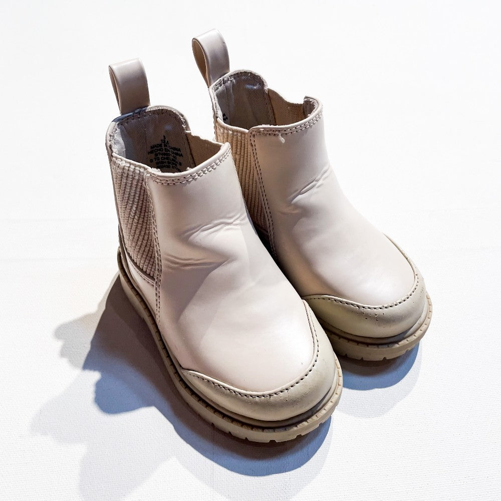 Old Navy Boots 5|145638