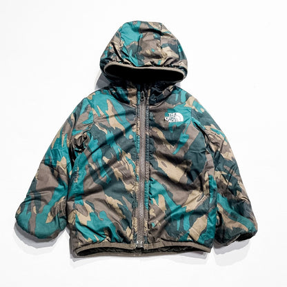 The North Face Snow Suit 2Y **Imperfection on the inside of jacket|205037