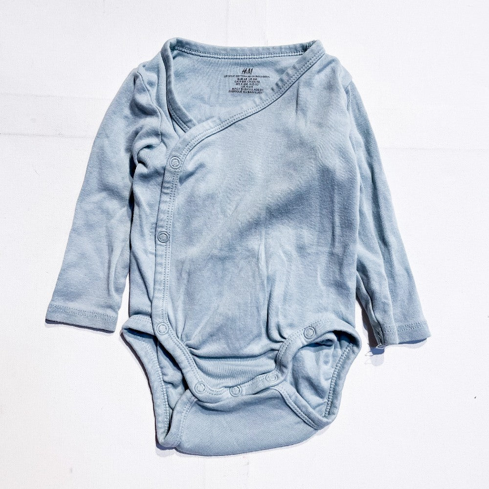 H&M Onesie 4-6M|167466