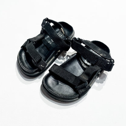 Gap Sandals 5-6 **Imperfection|199305