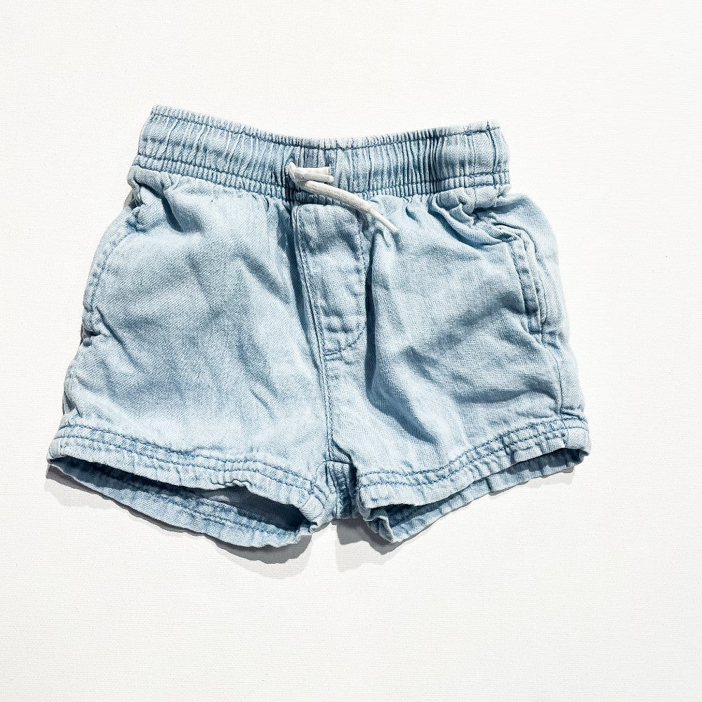 Old Navy Shorts 12-18M|218951