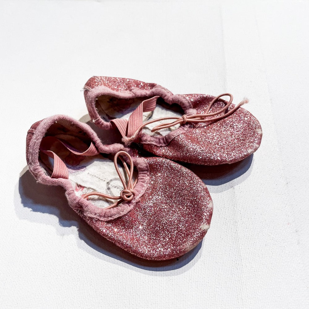 Dance Shoes 4-5|183532