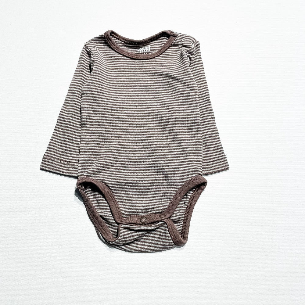 H&M Onesie 2-4M|210942