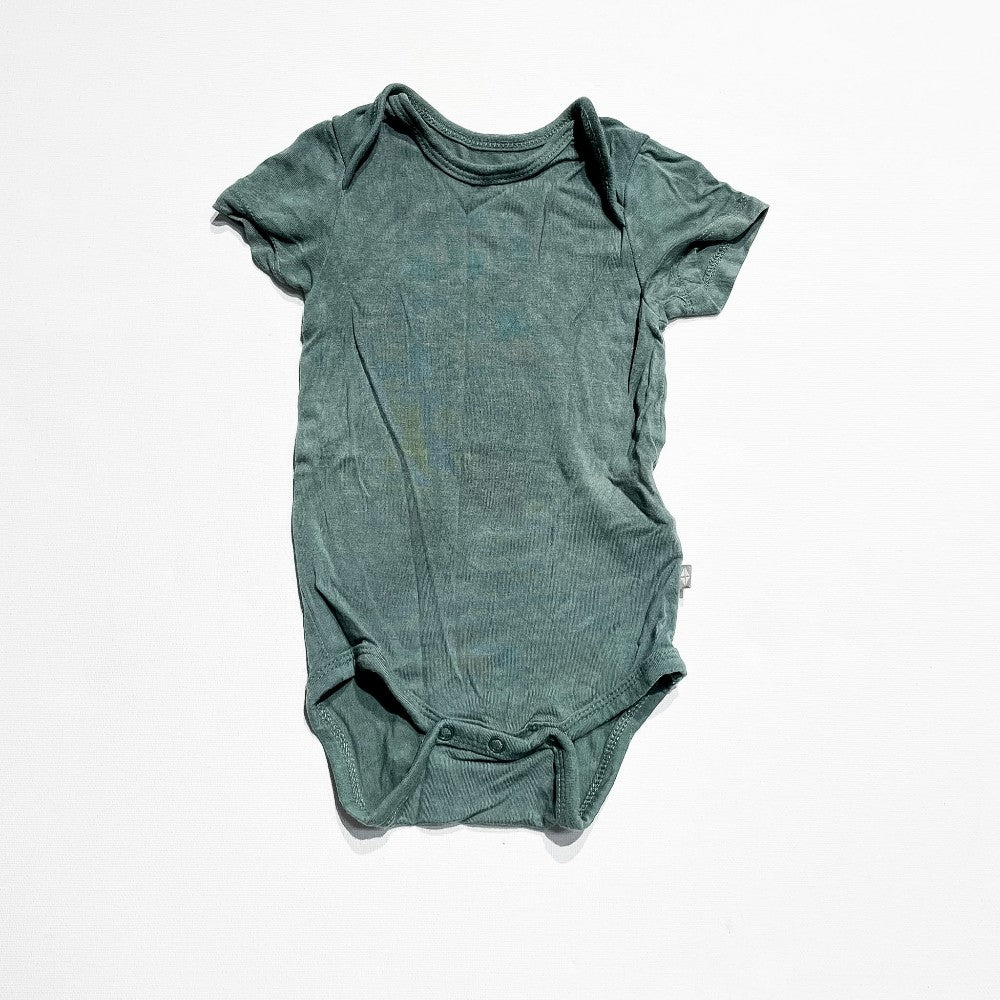 Kyte Onese 0-3M|206039