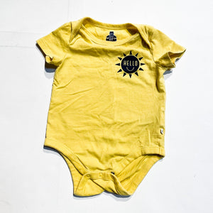 Gap Onesie 6-12M|157151