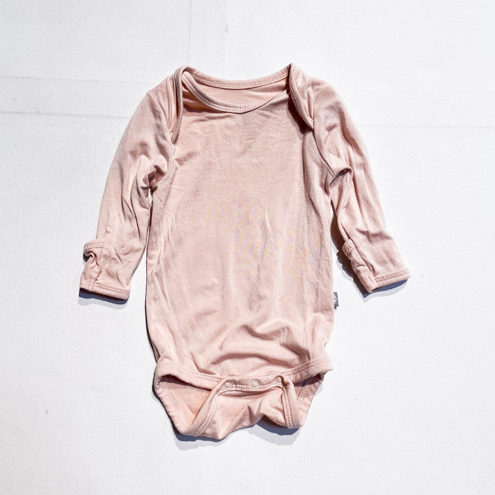 Kyte Onesie NB|160957