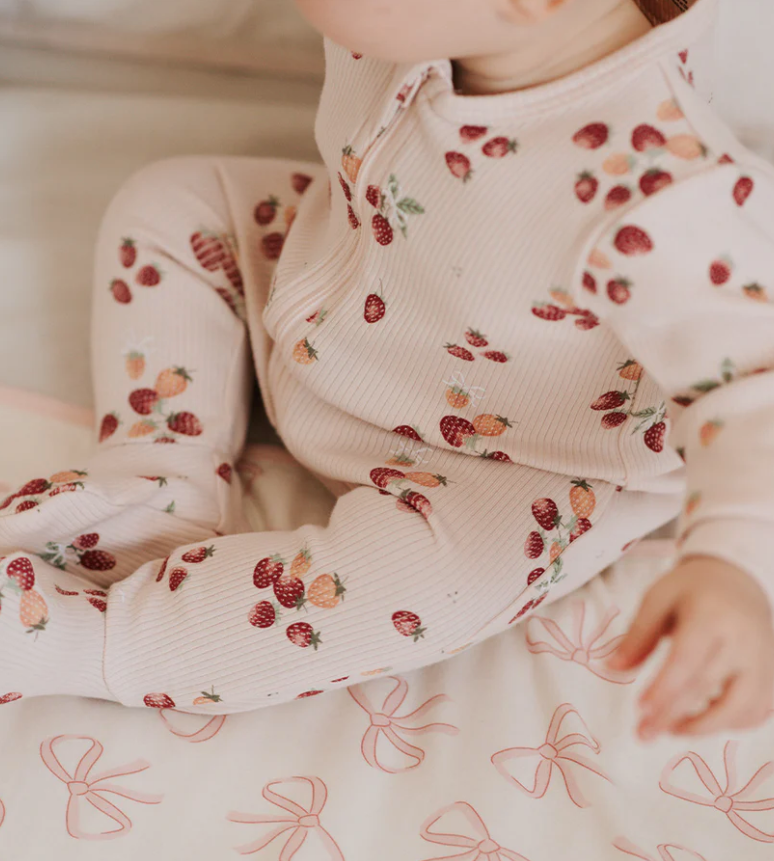 Petit Lem - Footed Sleeper - Strawberry Bow|187048