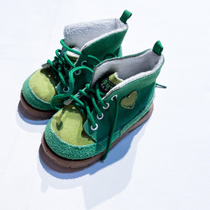 Out Back Shoes 5-6|140596