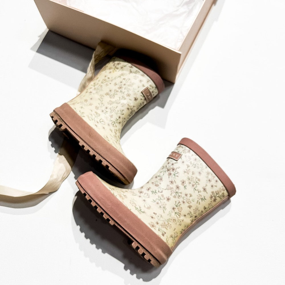 Jamie Kay Rainboots 5.5|210739