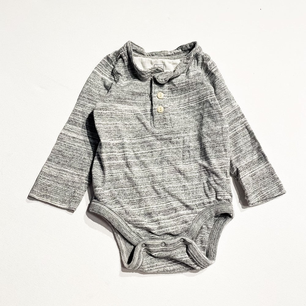 Gap Onesie 12-18M|232888