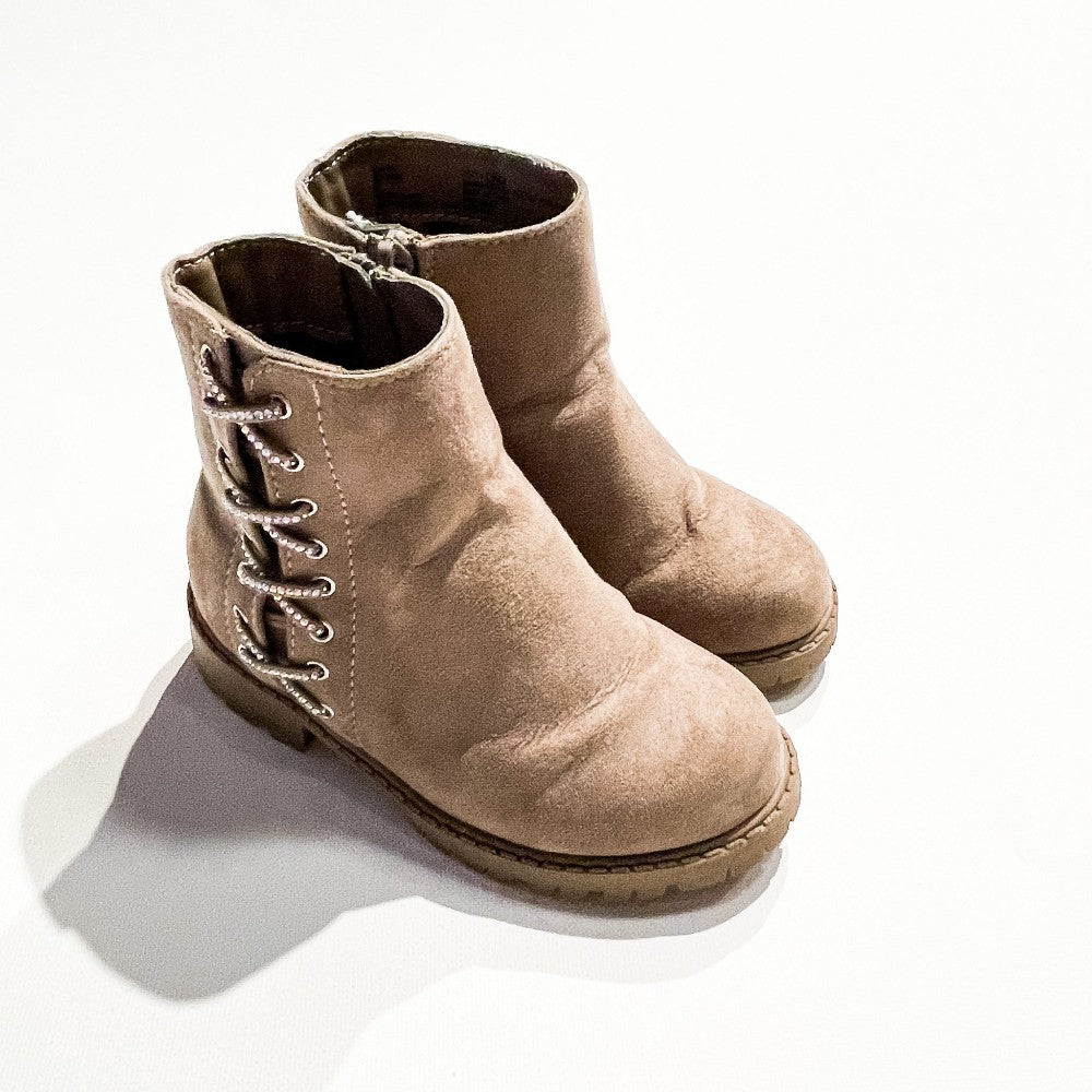 Steve Madden Boots 8 *Imperfection|224289