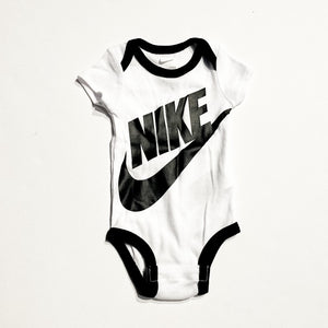 Nike Onesie 0-6M|226471