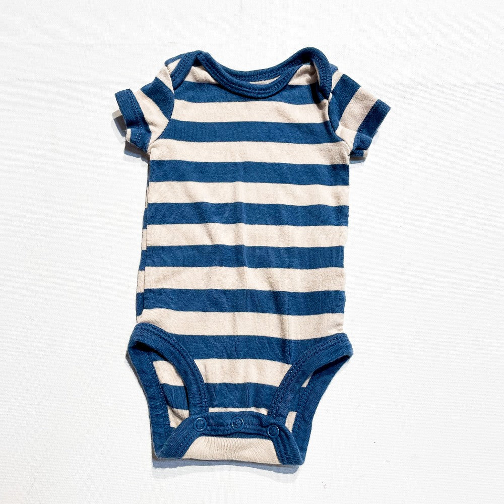Carter's Onesie NB|179247