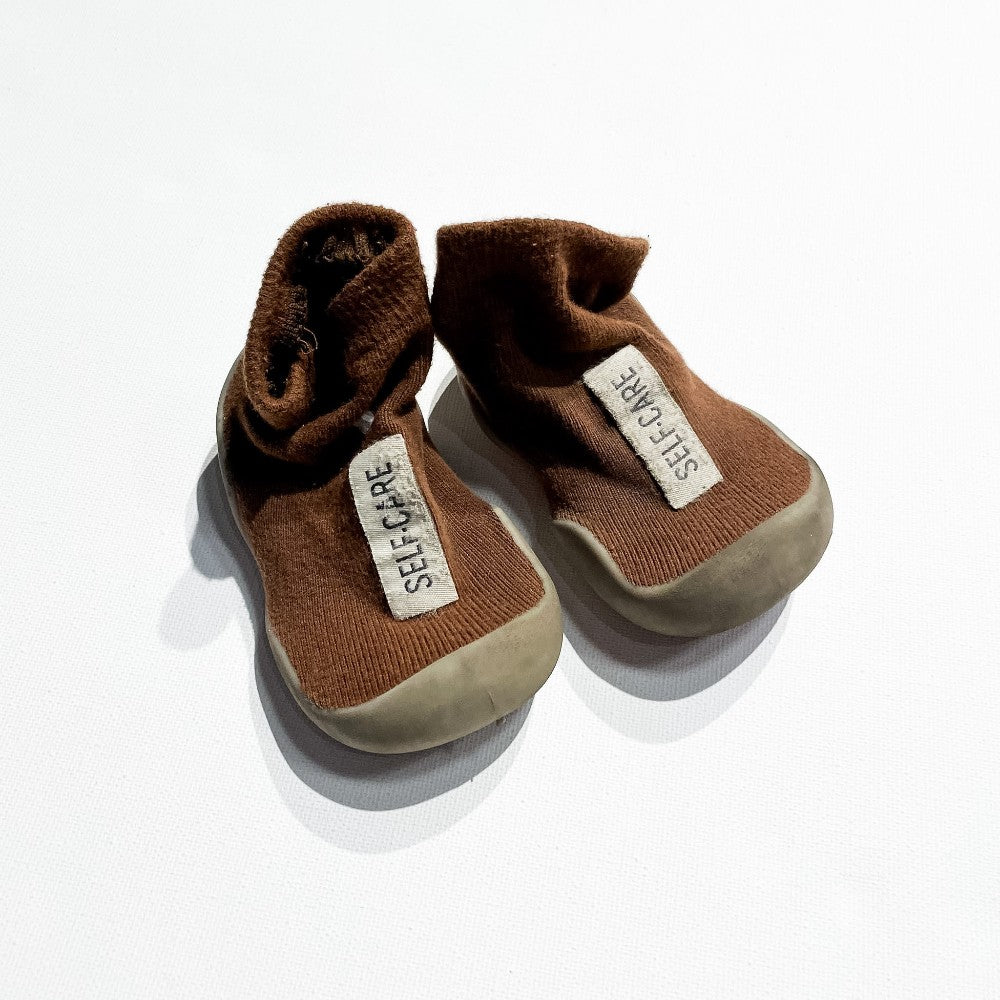 Self Care Sock Shoes 2-3|205609