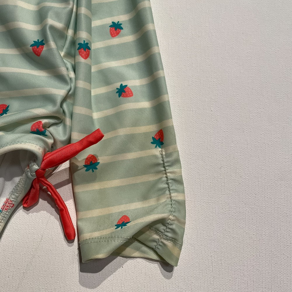 Cat & Jack Swimsuit 4T *Imperfection|226367