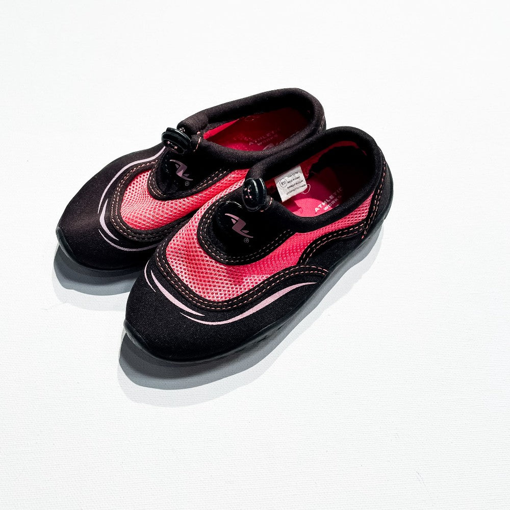 Water Shoes 9-10|210972