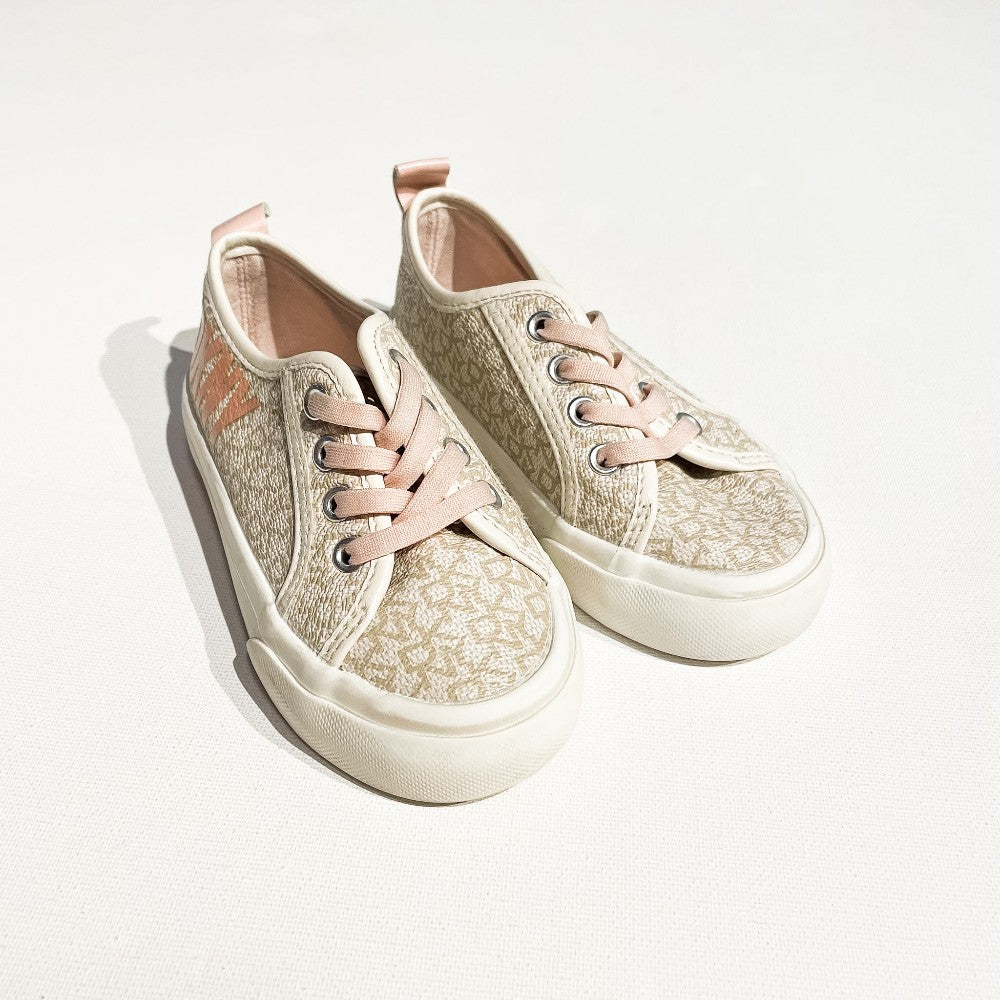 DKNY Shoes 6-7|215892