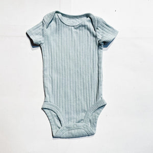 Carters Onesie 0-3M|162697