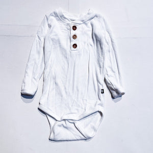 Kyte Onesie 6-12M *Imperfection|157162