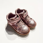 Stride Rite Size 6.5|232481
