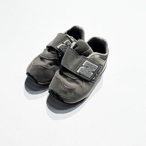 New Balance Shoes 5|210438