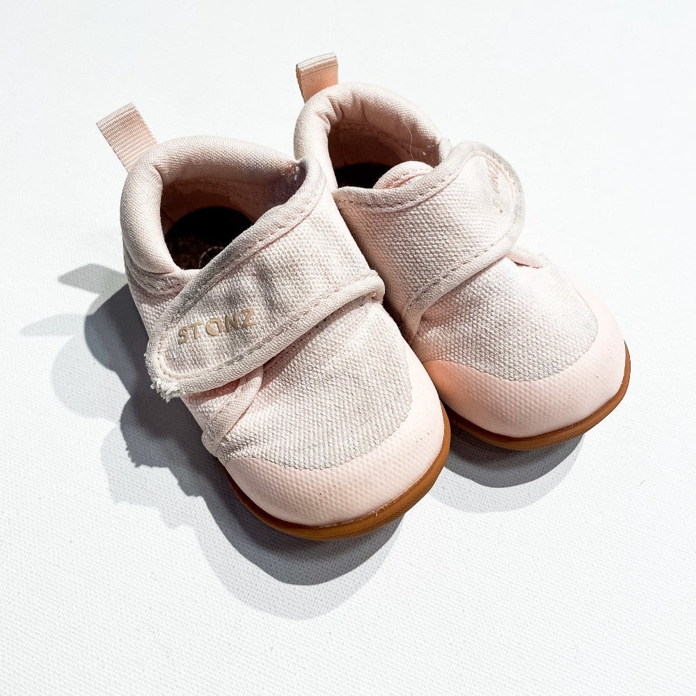 Stonz Shoes 6|217539