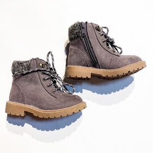 Old Navy Boots 6|136834