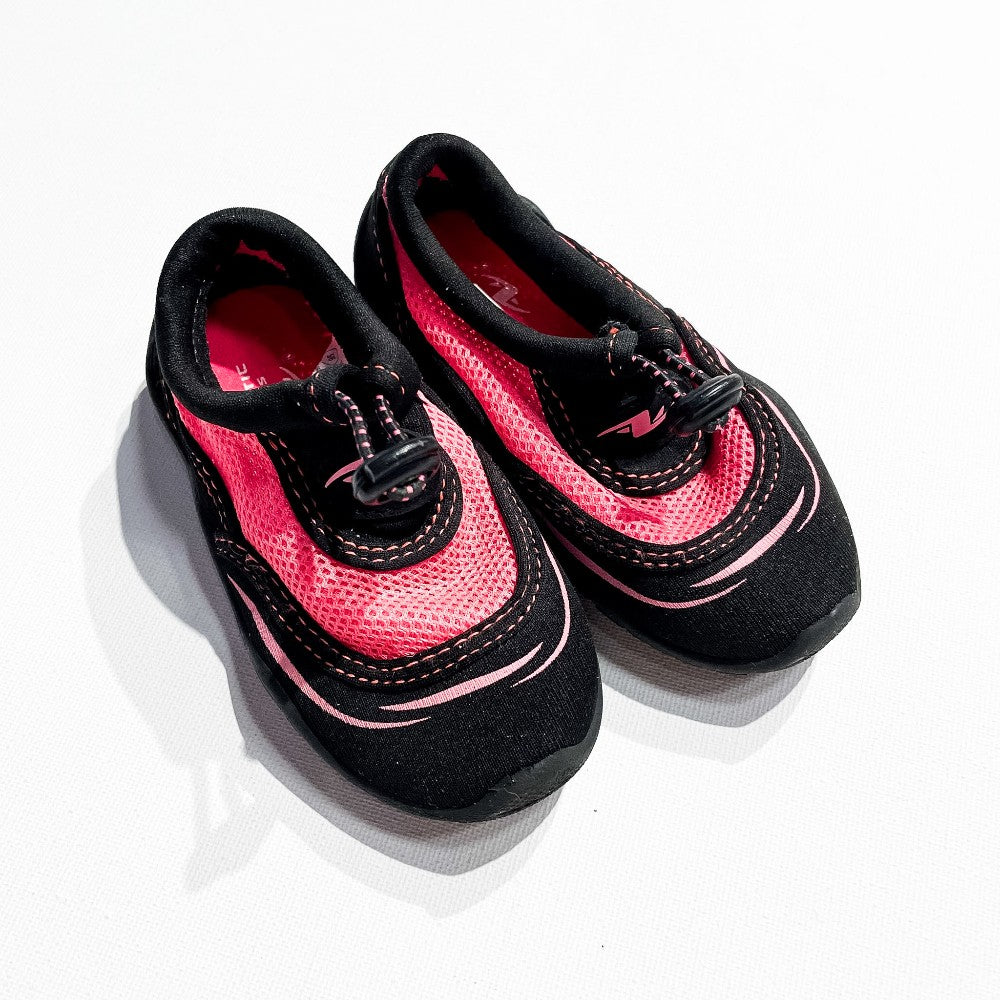 Pink Water Shoes 5-6|215446