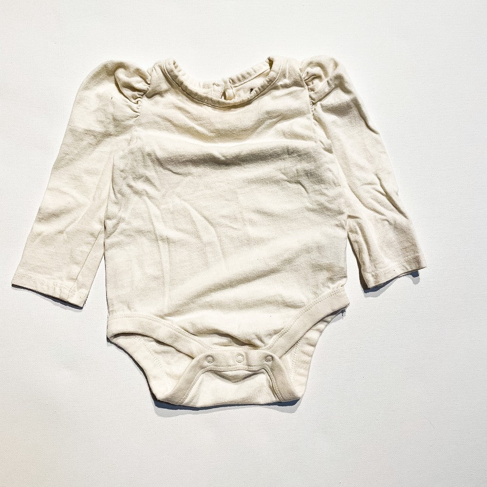 Gap Onesie 6-12M **Imeprfection|193222