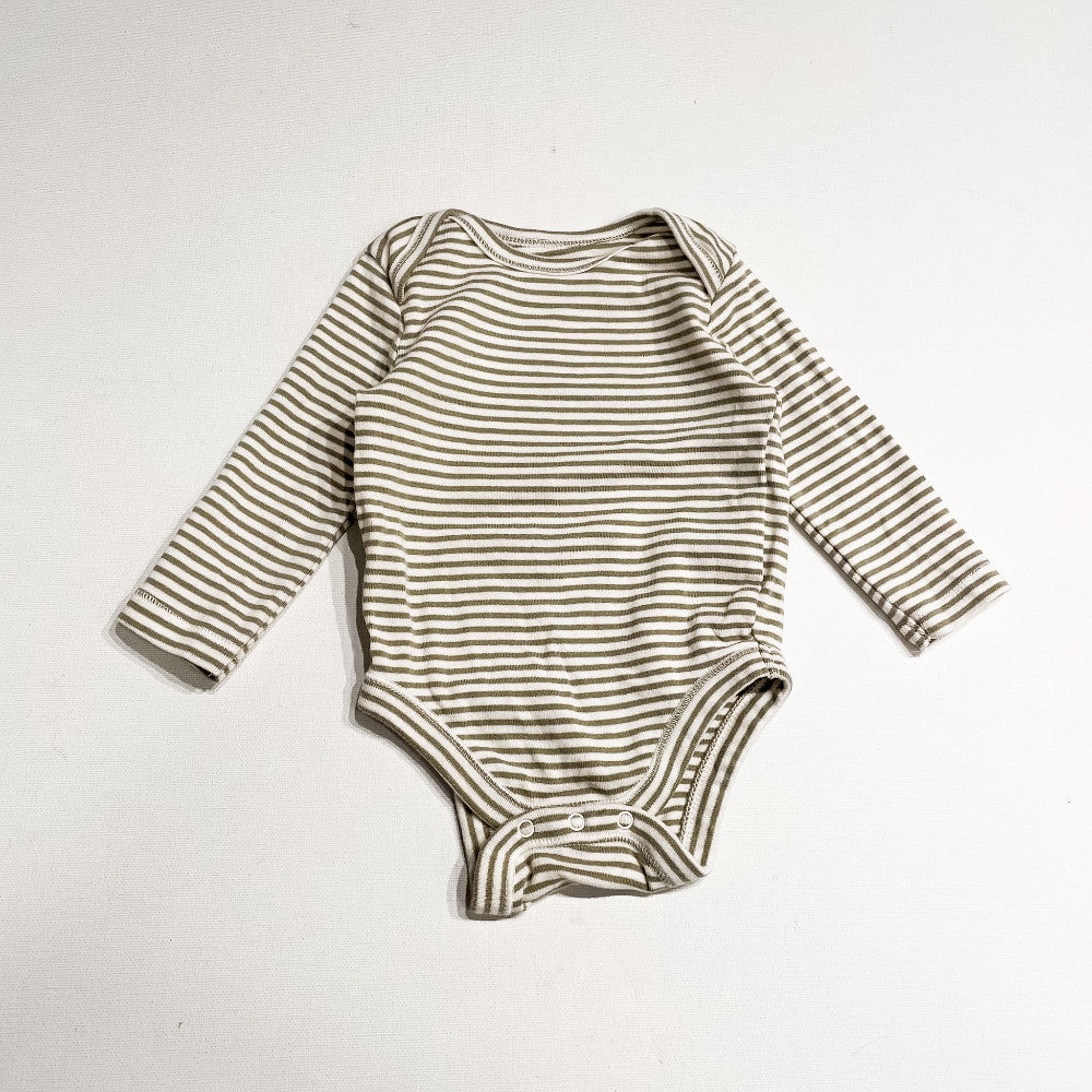 Old Navy Onesie 3-6M|234383