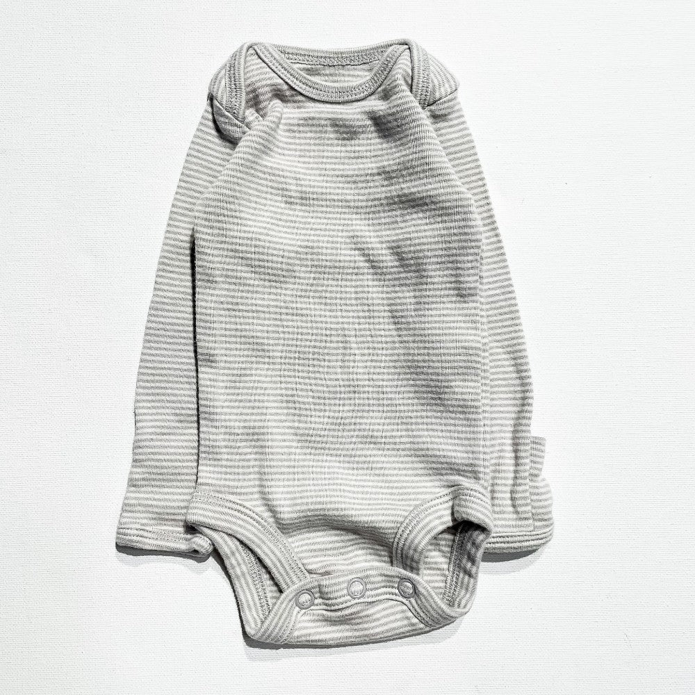 Carter's Onesie NB|222620