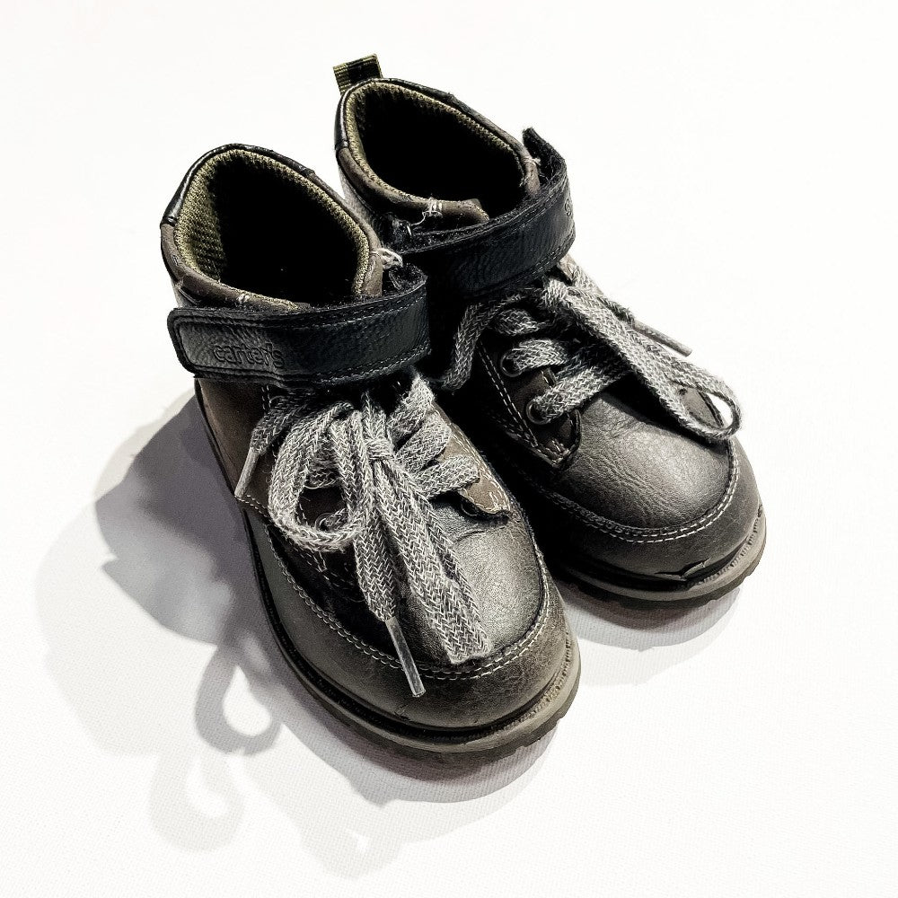 Carters Shoes 9|226726