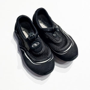 Athletic Works Water Shoes 9-10|228895
