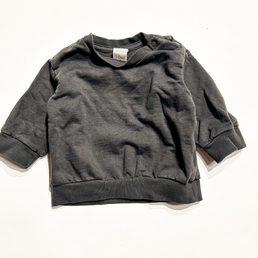 H&M Sweatshirt 2-4M|208639