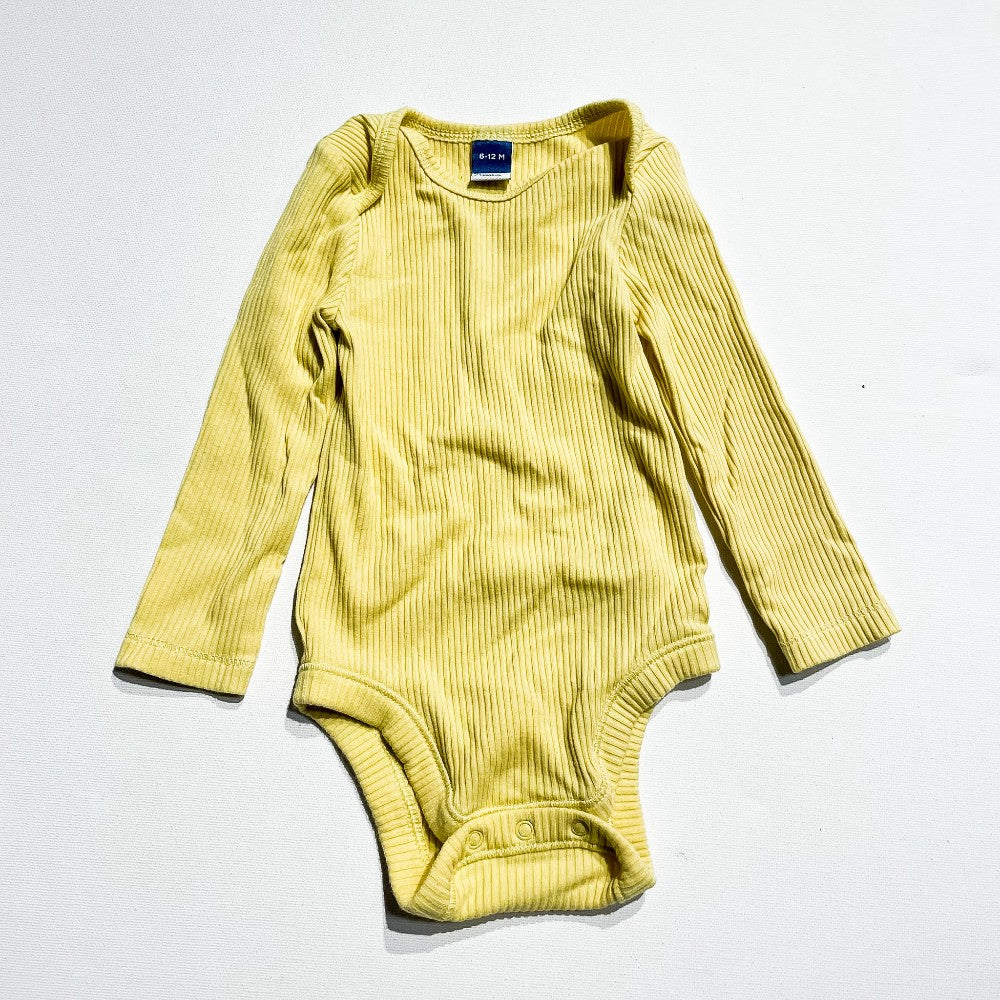 Old Navy Onesie 6-12M|226264