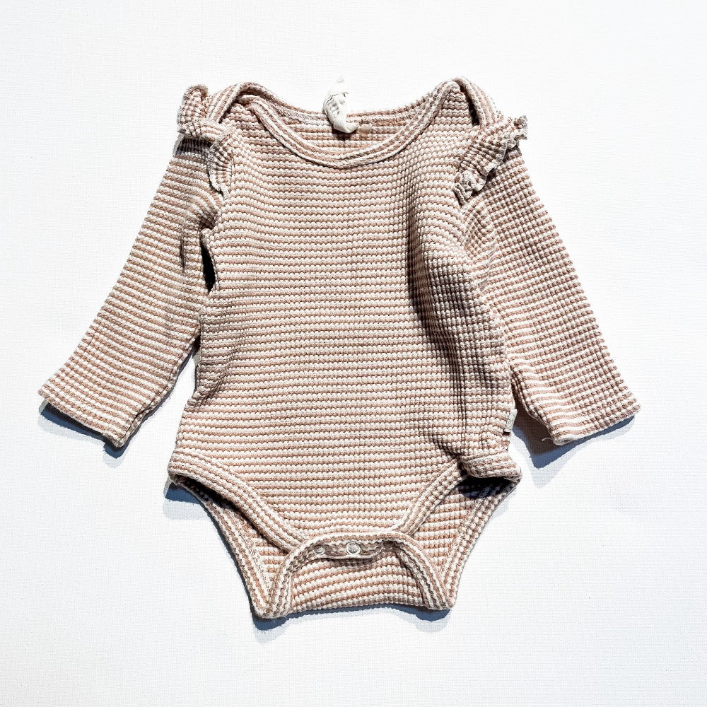 Snug Onesie 6-9M|195081