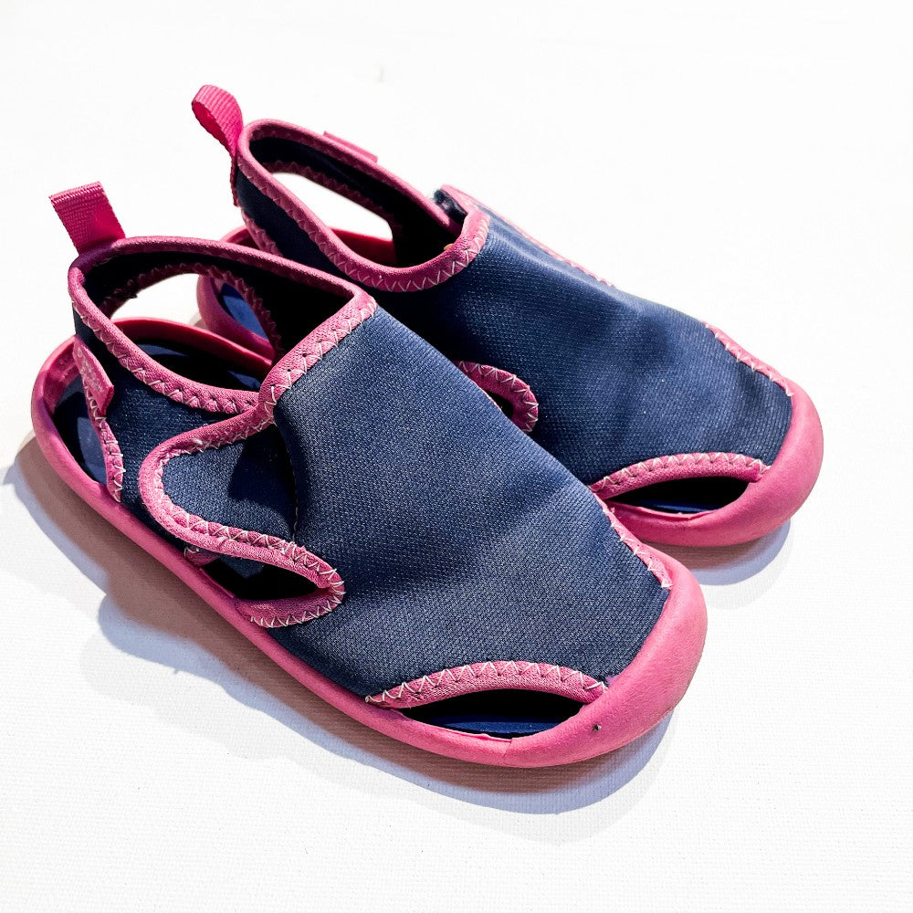 Oshkosh Shoes 10|178865