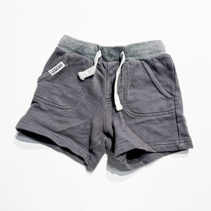 Carters Shorts 18M|223175