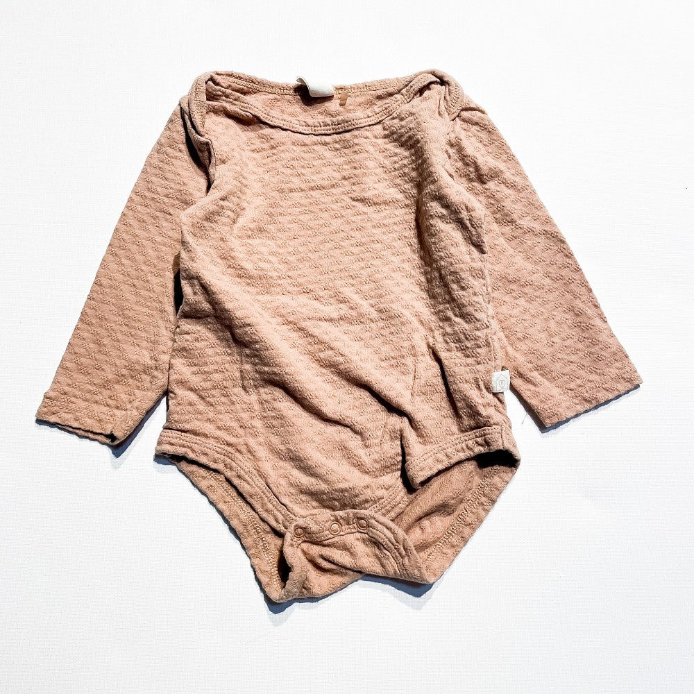 Snug Onesie 6-9M|195082