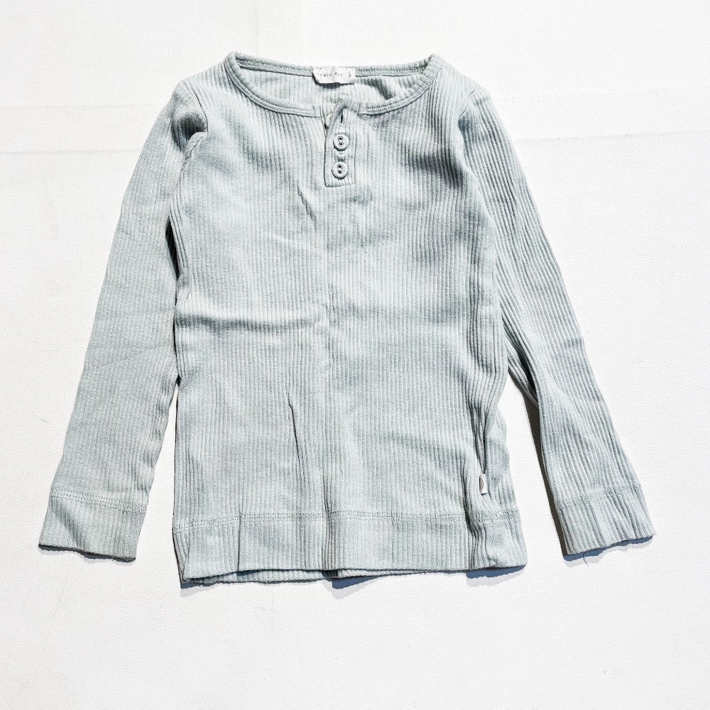 Jamie Kay Top 3Y|176414