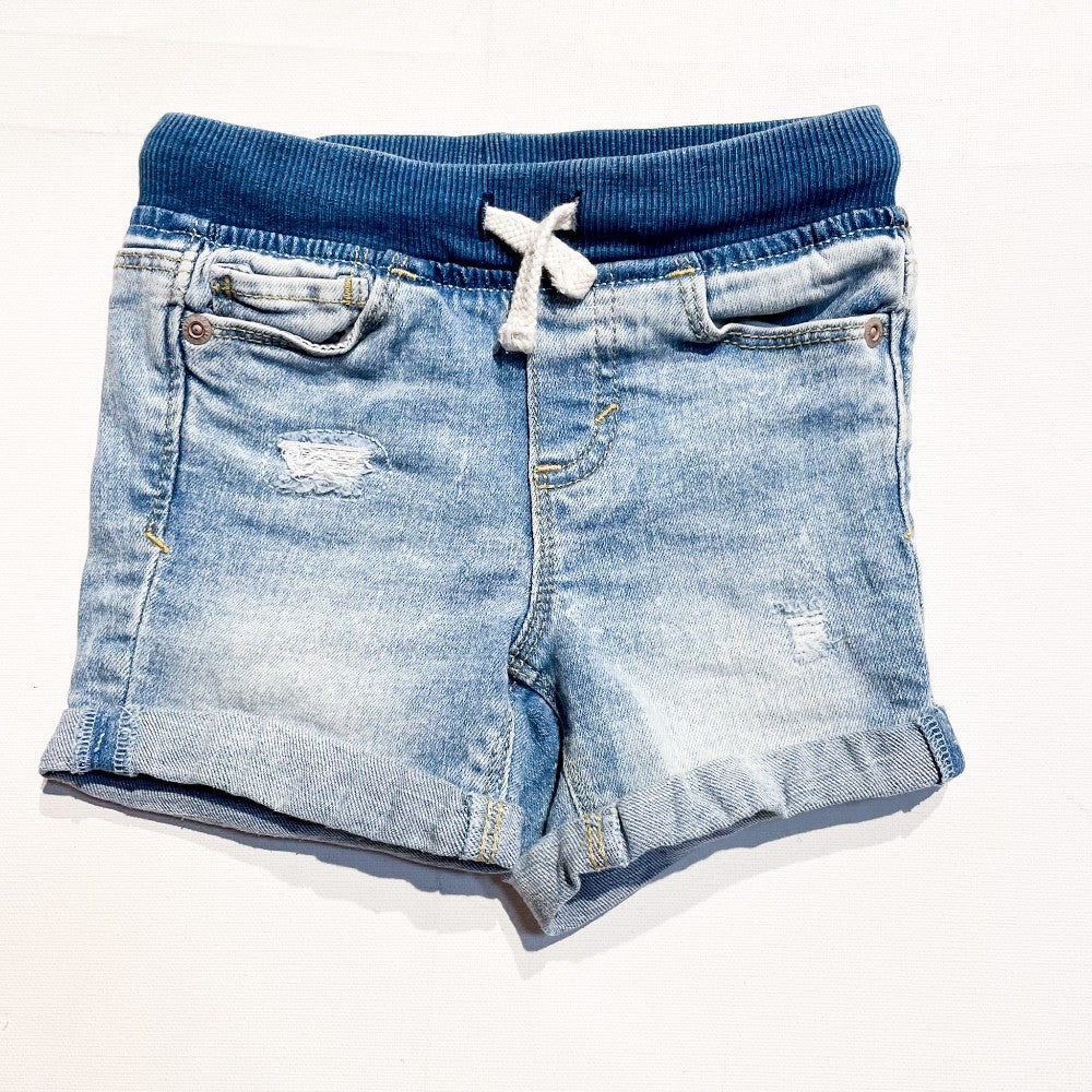 Old Navy Shorts 12-18M|152609