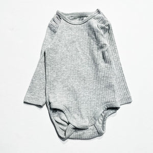 H&M Onesie 4-6M|230636