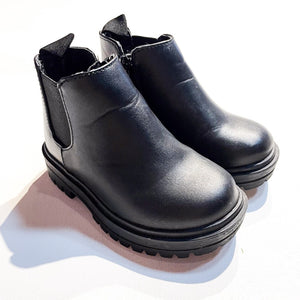 Black Boots 7C (No Size Tag)|136298