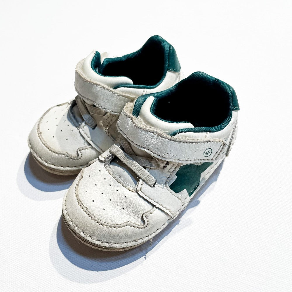 Stride Rite Shoes 4|187368